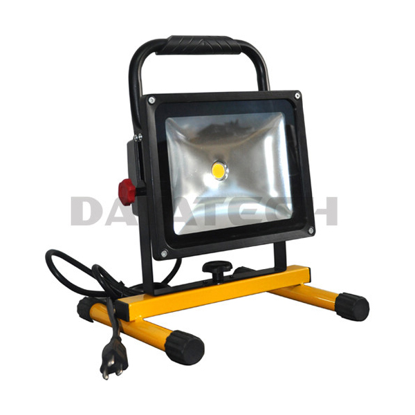 Projecteur LED extérieur portable 30W