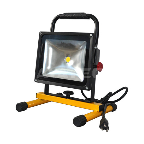 Projecteur de travail extérieur portable à LED 30W